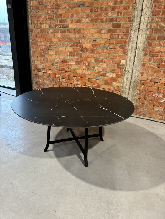 Image 1 of Ronde eettafel keramiek - zwart - 160 cm