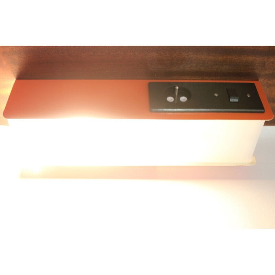 Image 1 of Vintage wandlamp in kunststof gelakt metaal van Pokrok Žilina, Slowakije 1970