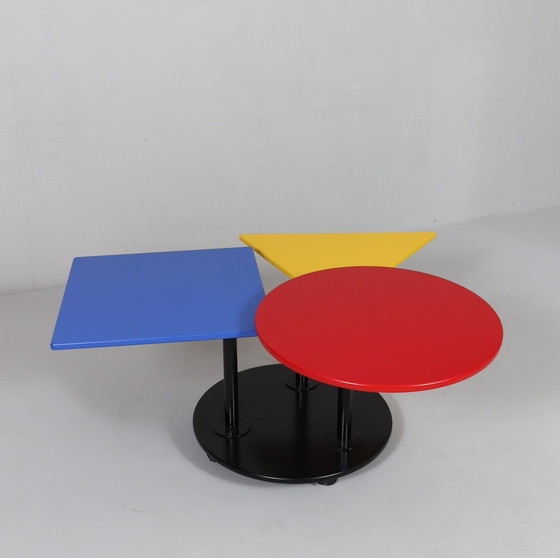 Image 1 of Salontafel in de stijl van Memphis Milano, jaren 1980