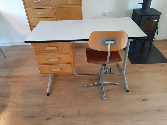 Image 1 of prachtig Bruynzeel bureau vintage