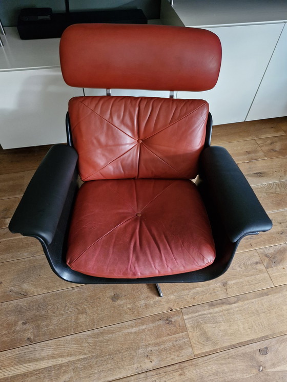 Image 1 of Vintage lounge chair