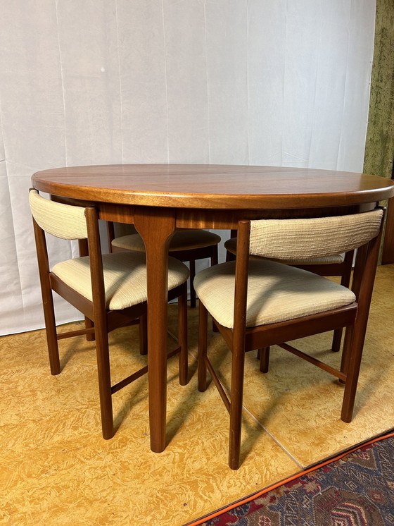 Image 1 of Mid Century Retro Vintage Teakhouten uitschuifbare eettafel en stoelen van Mcintosh 1960