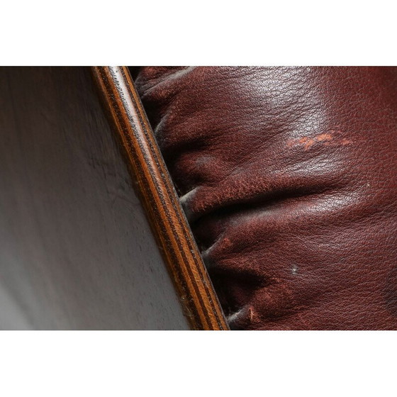 Image 1 of Paar vintage rood leer en walnoot fauteuils "Arcata" van Gae Aulenti, Italië 1968