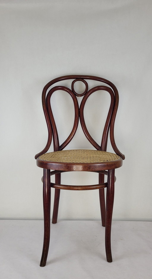 Engelstuhl stoel van Thonet nr. 19