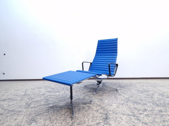 Image 1 of Hermann Miller Ea 124 Ea 125 Design fauteuil Leren fauteuil Stoel Vitra Eames blauw#2