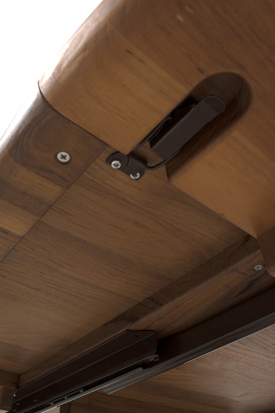 Image 1 of Vintage Deens teak uittrektafel