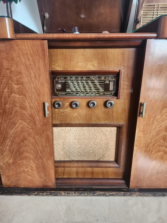 Image 1 of Art Deco radio & platendraaier meubel