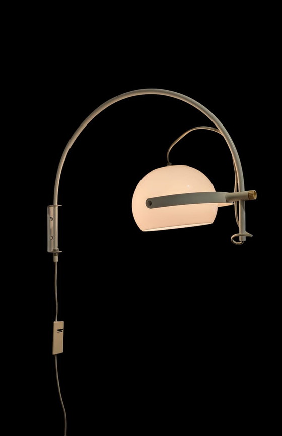 Image 1 of Vintage Space Age Mushroom Boog Wandlamp 