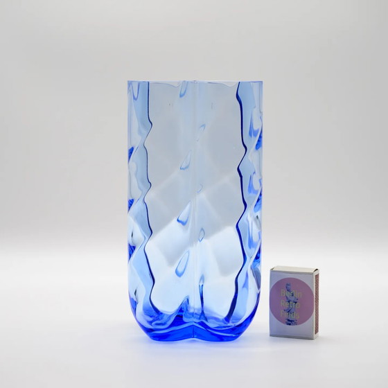 Image 1 of Blauw Optic Art Glass Clover Vaas van Anna Ehrner