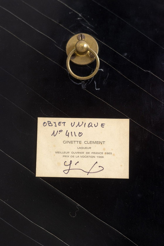 Image 1 of Ginette Clement. Ronde lakspiegel. Jaar 1966.