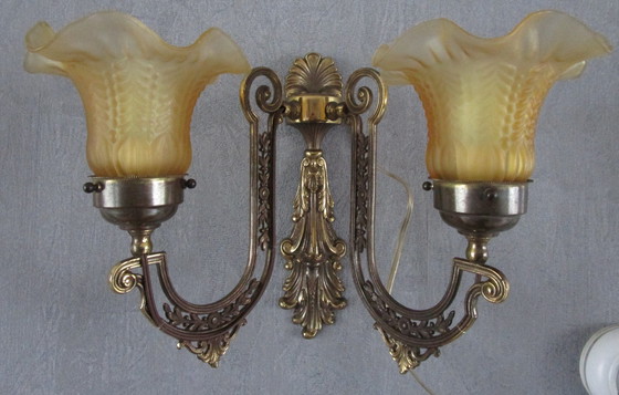 Image 1 of Vintage Dubbele Wandlamp Bloem Design Melkglas Art Nouveau Stijl