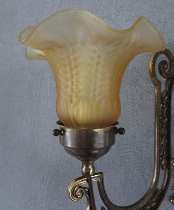 Image 1 of Vintage Dubbele Wandlamp Bloem Design Melkglas Art Nouveau Stijl