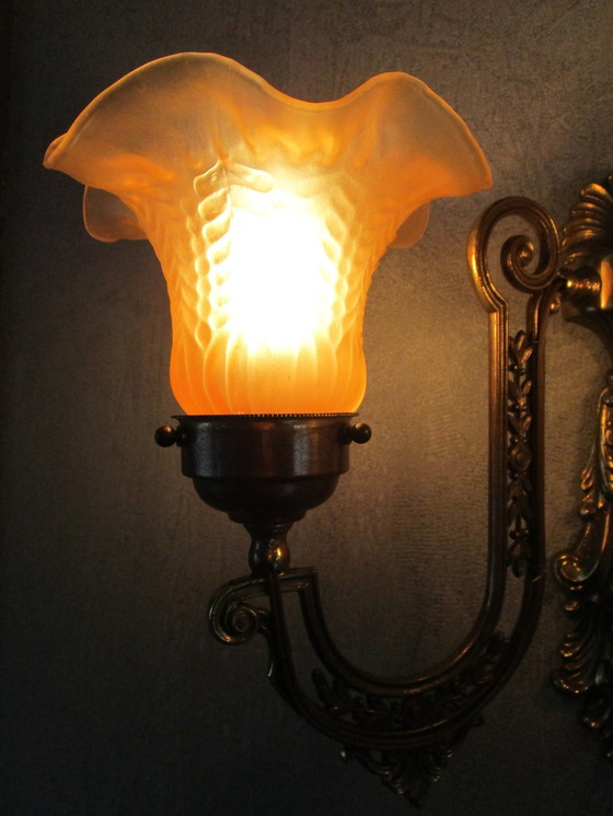 Image 1 of Vintage Dubbele Wandlamp Bloem Design Melkglas Art Nouveau Stijl