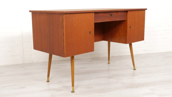 Image 1 of Vintage bureau