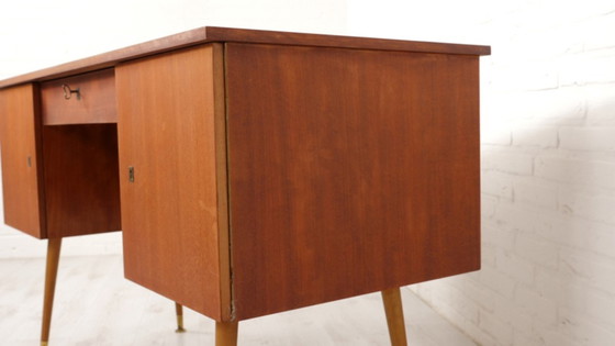 Image 1 of Vintage bureau