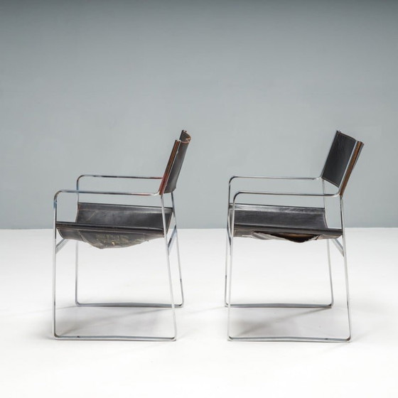 Image 1 of Paar vintage Jh-813 zwart lederen fauteuils van Hans J. Wegner voor Johannes Hansen