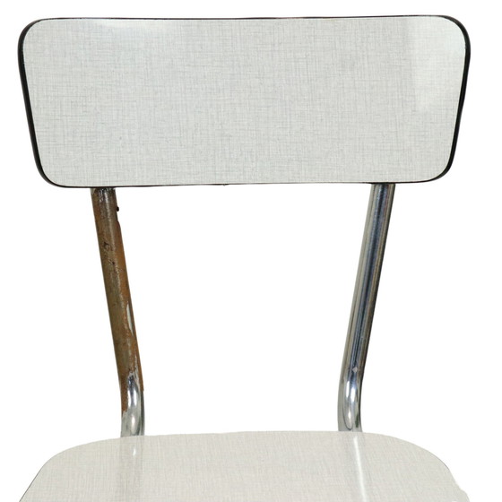 Image 1 of 4 Grijze Formica Stoelen