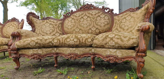 Image 1 of Gebogen Barok Bank Met Fauteuils