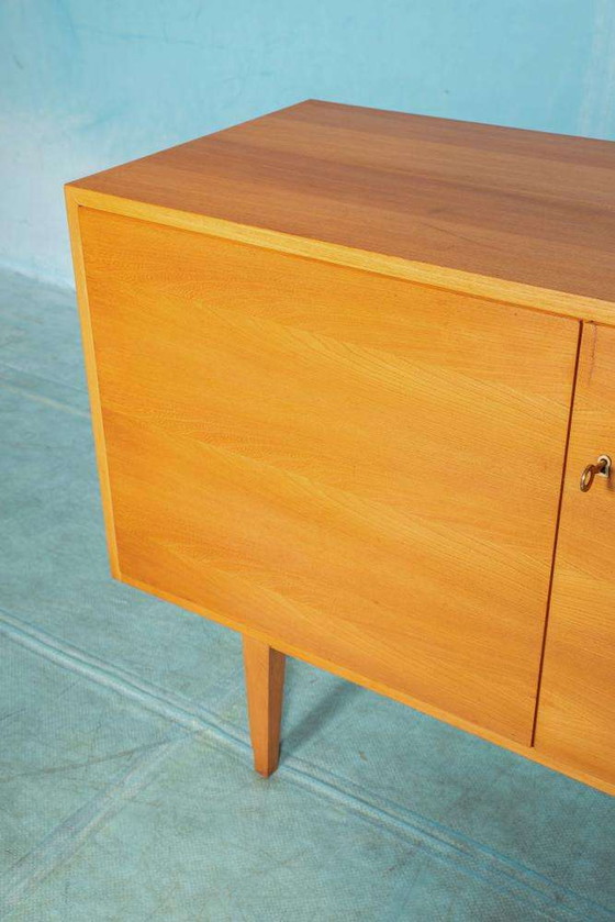 Image 1 of Vintage gerenoveerd blond dressoir, Midcentury sideboard