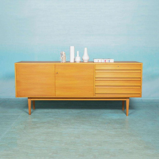 Image 1 of Vintage gerenoveerd blond dressoir, Midcentury sideboard