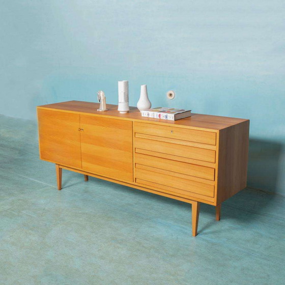 Image 1 of Vintage gerenoveerd blond dressoir, Midcentury sideboard