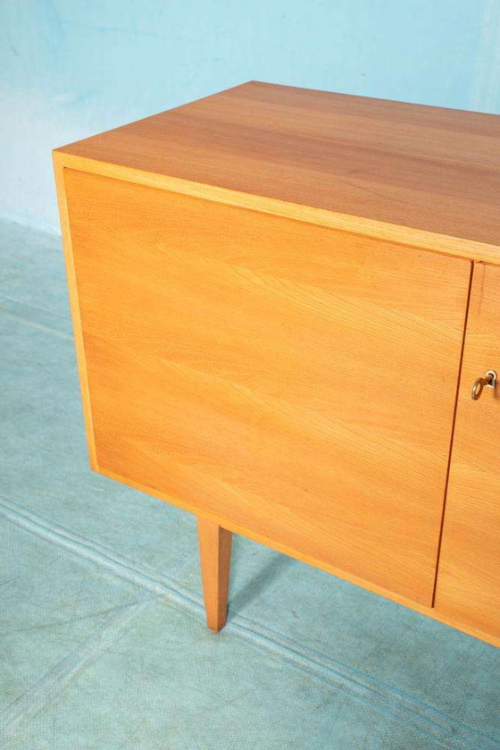 Image 1 of Vintage gerenoveerd blond dressoir, Midcentury sideboard