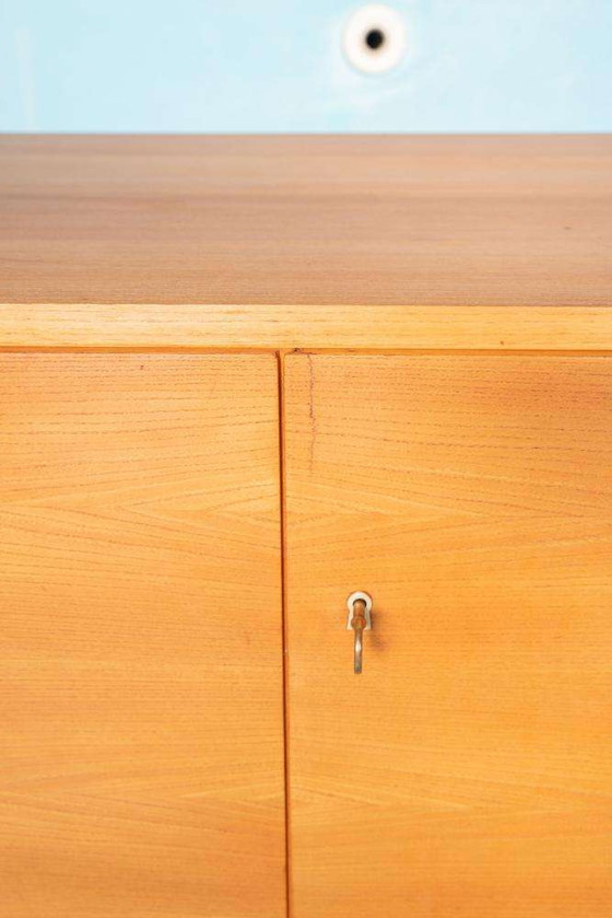 Image 1 of Vintage gerenoveerd blond dressoir, Midcentury sideboard