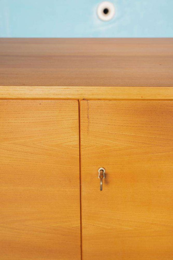 Image 1 of Vintage gerenoveerd blond dressoir, Midcentury sideboard