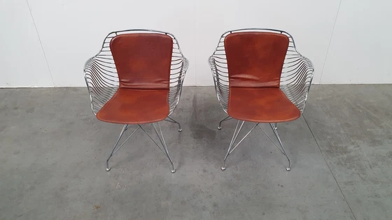 Image 1 of 2 Design Wire Chairs Chroom Met Cognac Seat Pads