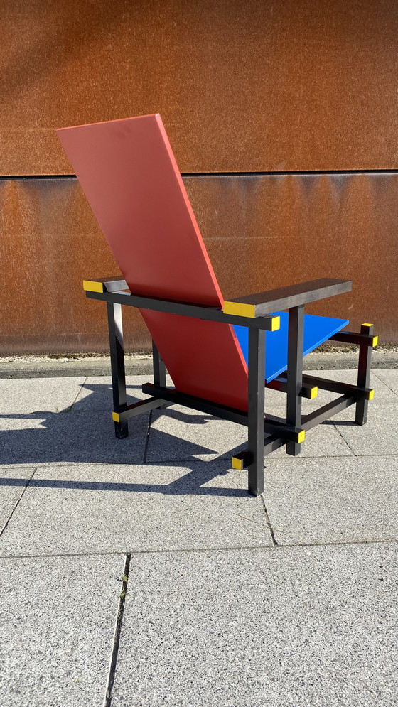 Image 1 of Cassina Rietveld Ontwerp stoel