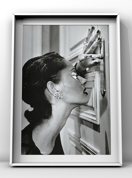 1X Helmut Newton | Looking Through A Keyhole, 1994