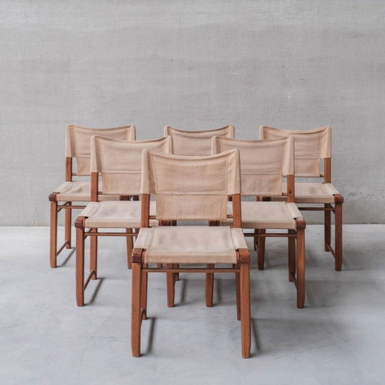 Image 1 of Set van 6 vintage stoelen van hout en stof, Italië 1970
