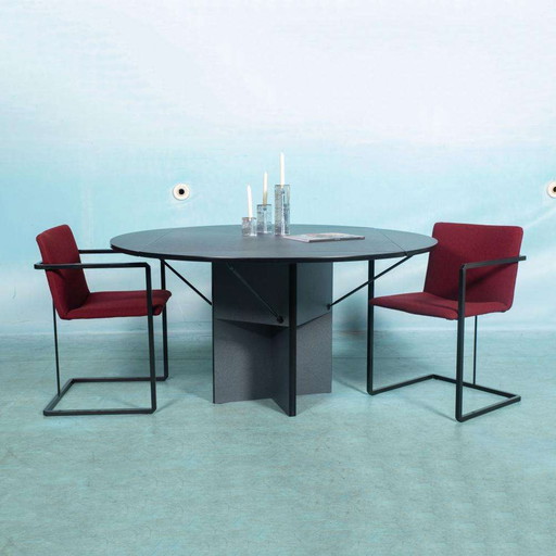 Postmodern eettafel Hennie de Jong, minimalist dining table