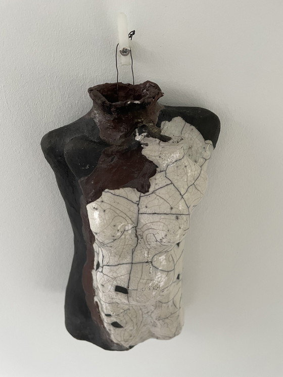 Image 1 of Uniek Beeld Vrouwelijke Torso - Raku, Keramiek, Gesigneerd