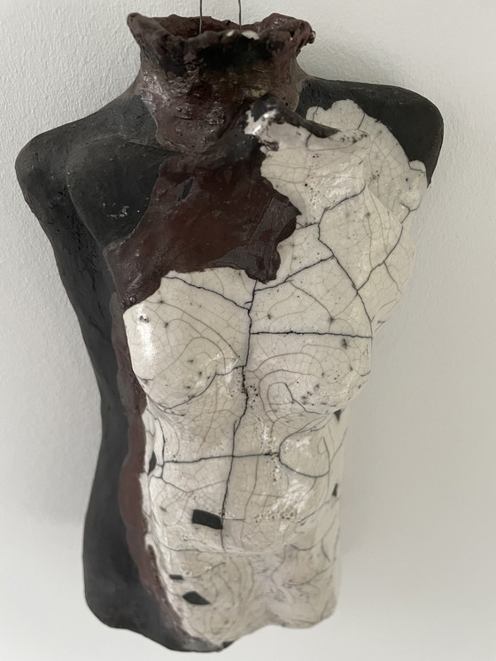 Image 1 of Uniek Beeld Vrouwelijke Torso - Raku, Keramiek, Gesigneerd