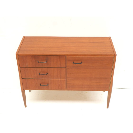 Image 1 of Vintage dressoir met lades en deur gemaakt in de jaren ’60