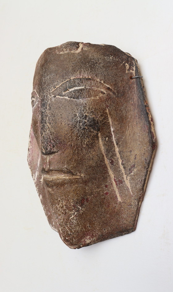 Image 1 of Masker