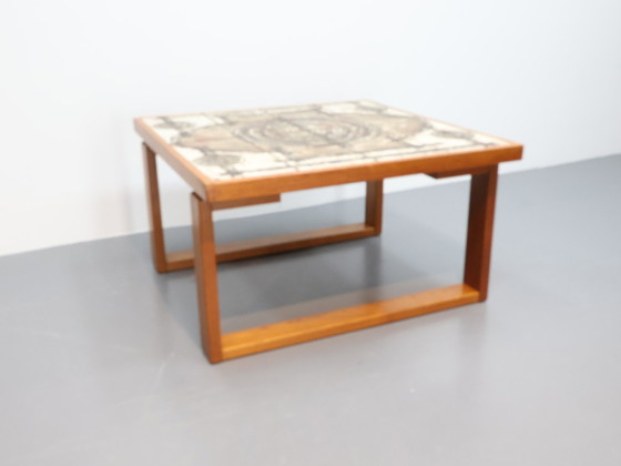 Image 1 of Vintage salontafel Ox Art '77 teak keramiek