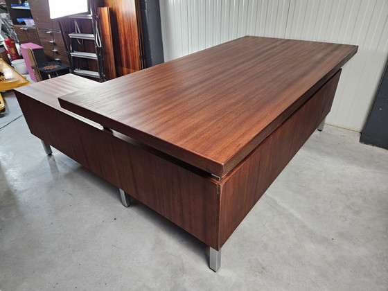 Image 1 of Vintage directie hoek bureau mahoni