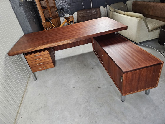 Image 1 of Vintage directie hoek bureau mahoni