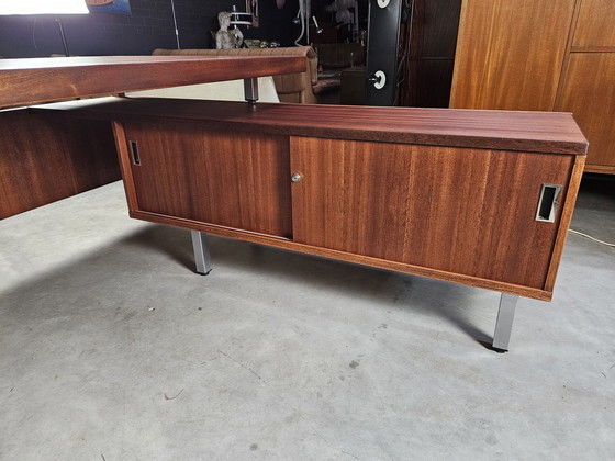 Image 1 of Vintage directie hoek bureau mahoni