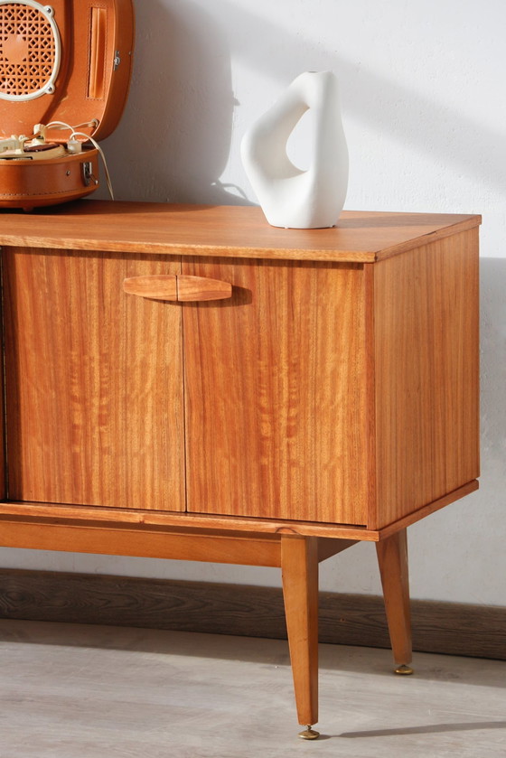 Image 1 of Vintage teakhouten dressoir - Circa 1960