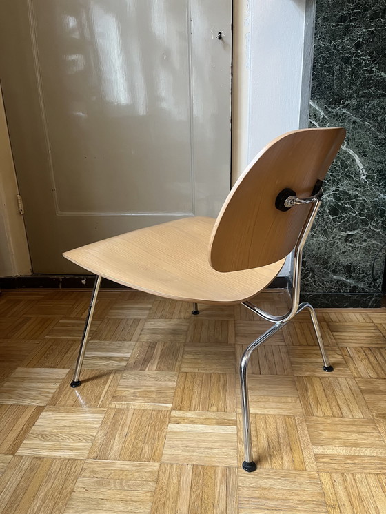 Image 1 of Vitra Eames Lcm Naturel Chroom