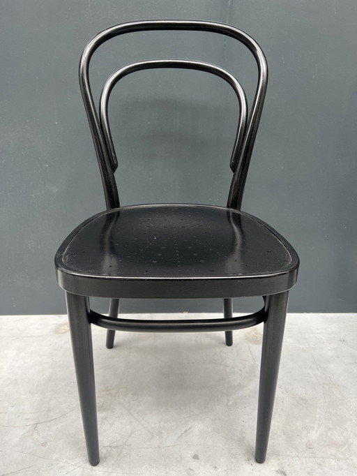 2X Thonet 218 Stoelen 