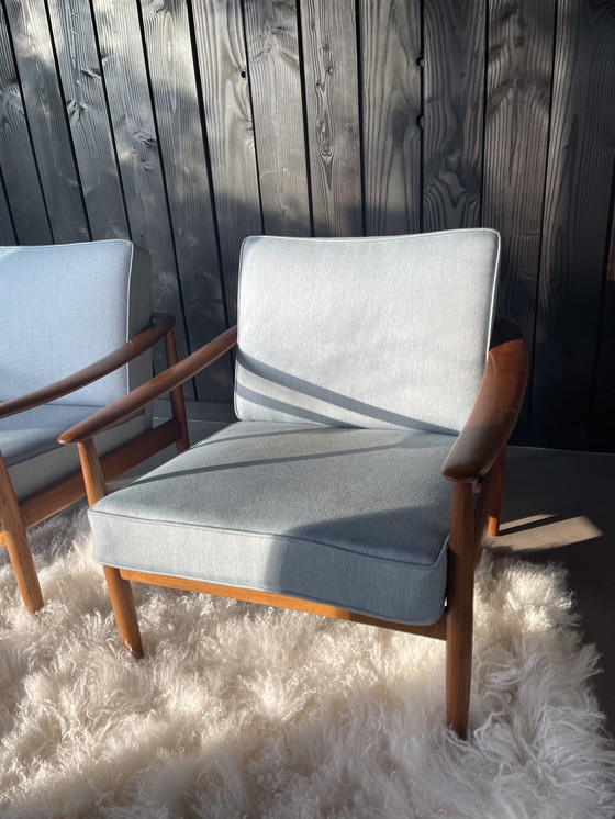 Image 1 of 2x vintage Deense fauteuils