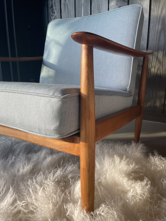 Image 1 of 2x vintage Deense fauteuils