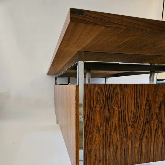 Image 1 of Vintage palissanderhouten bureau