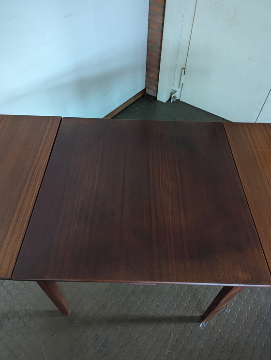 Image 1 of Vintage Deense Eettafel Met 4 N.O. Møller Stoelen Model 75