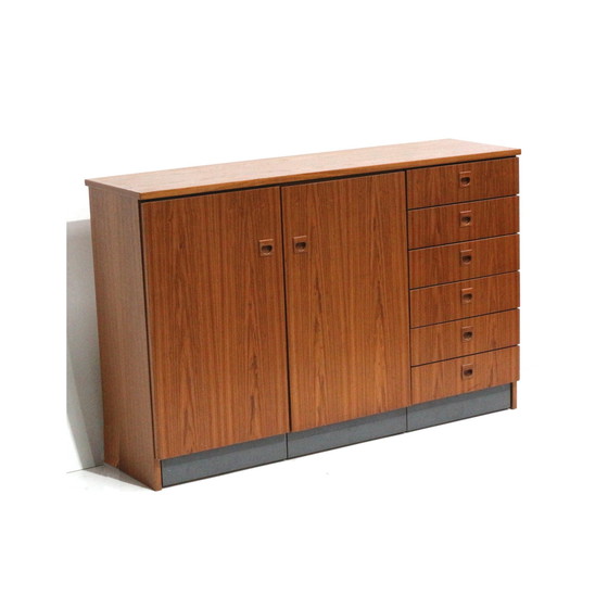 Image 1 of Vintage dressoir / grote ladekast gemaakt in de jaren '60