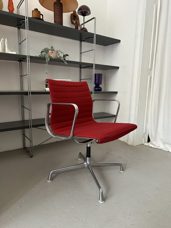 Image 1 of Herman Miller Ray eames EA108 chaise